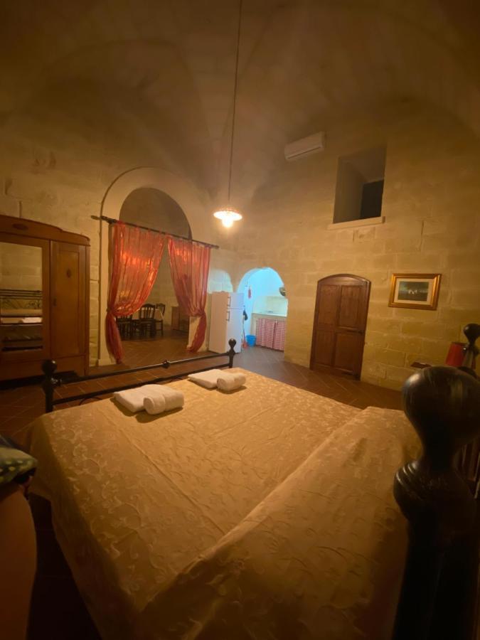 Masseria Montanari Carpignano Salentino Eksteriør bilde